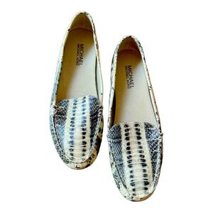 Michael Michael Kors Black and White Faux Snakeskin Leather Loafers Size 7M.